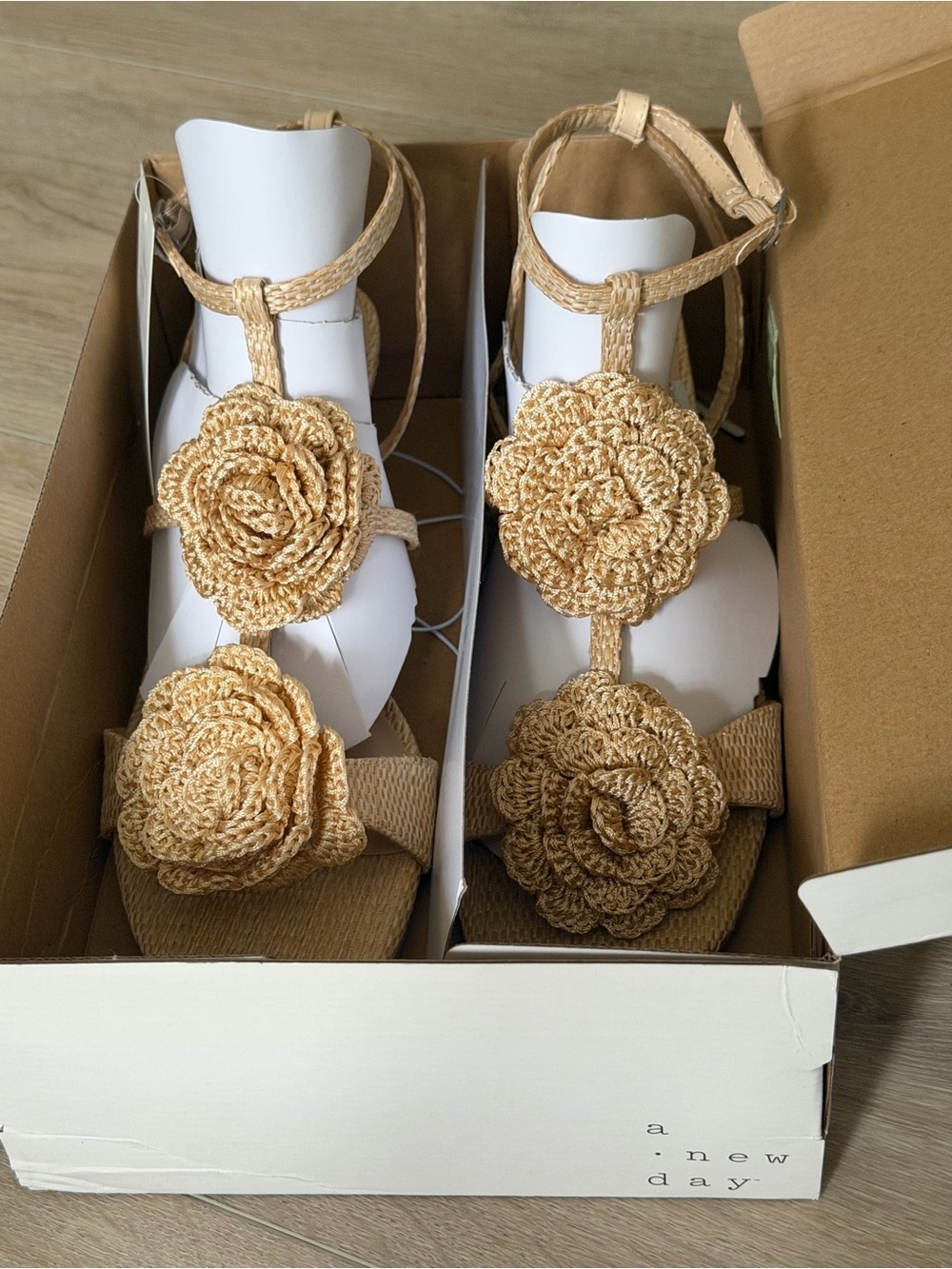A New Day ESME Beige Crochet Floral Low Heel Sandals - Picture 4 of 4